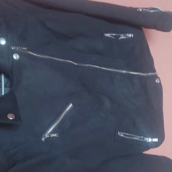 Jacket - Picture 4 of 4